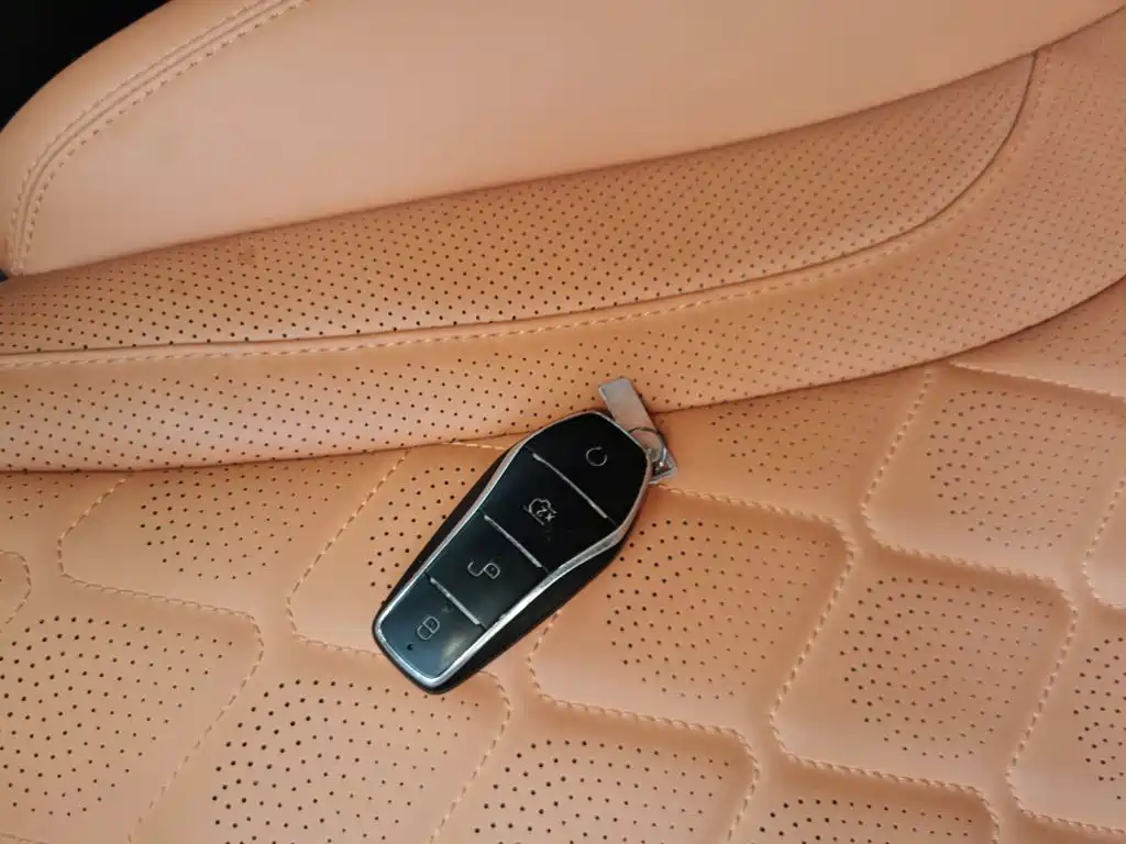 BYD Sealion 07 EV — миниатюра 12