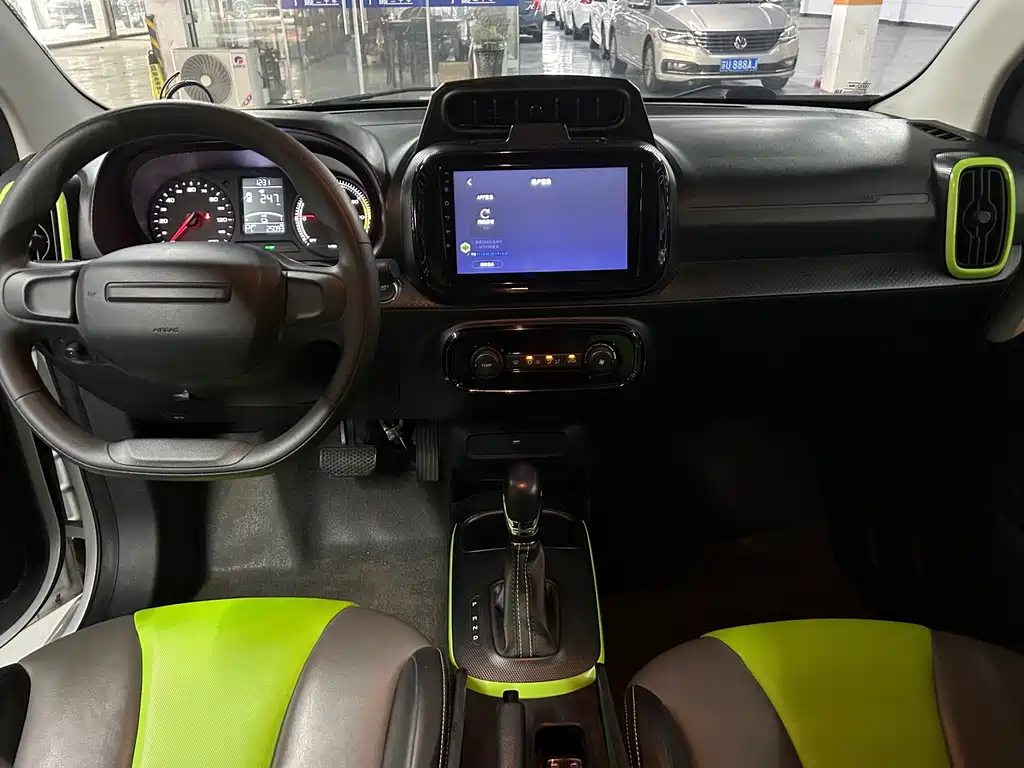 Roewe Clever — миниатюра 7