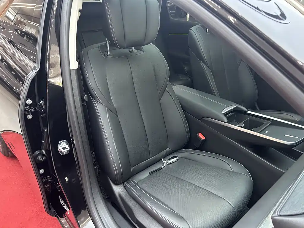 Buick LaCrosse — миниатюра 22
