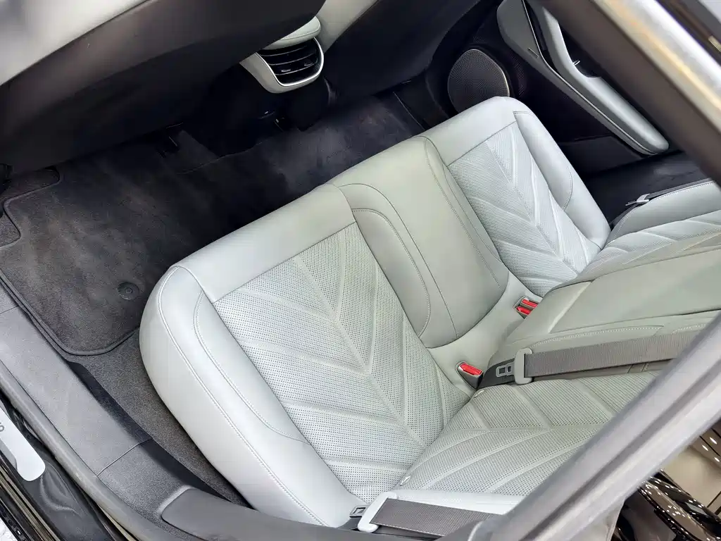 NIO ET5T — миниатюра 10