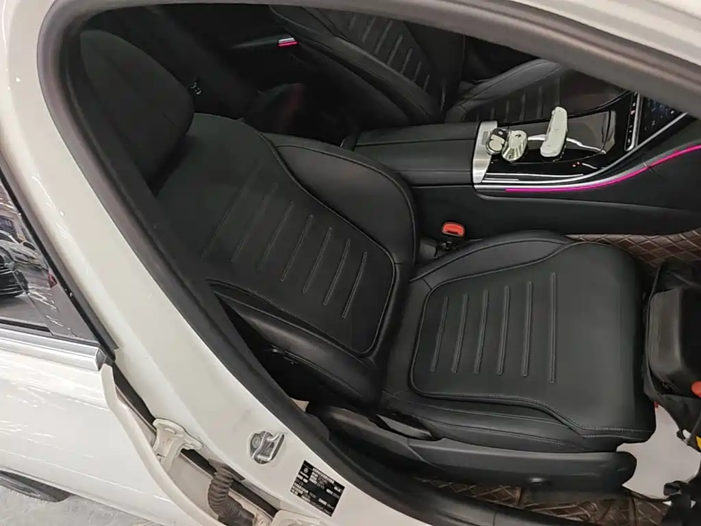 Mercedes-Benz C-Class — миниатюра 25
