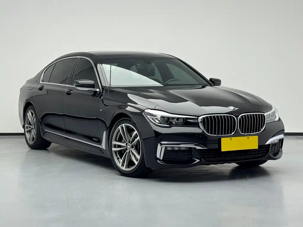 BMW 7 Series — миниатюра 6