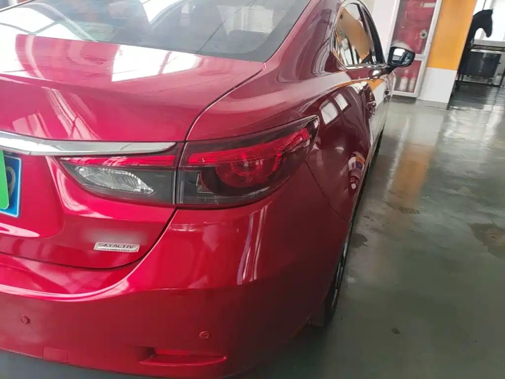 Mazda Atenza — миниатюра 8