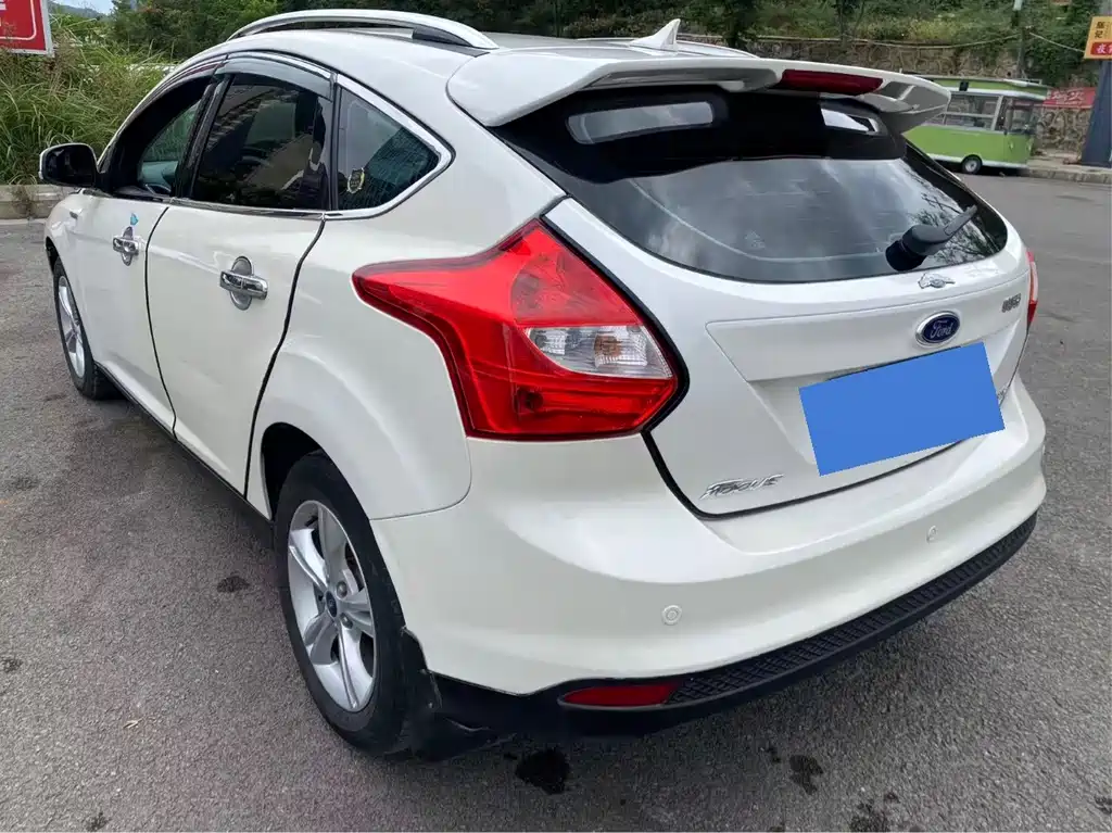 Ford Focus — миниатюра 9