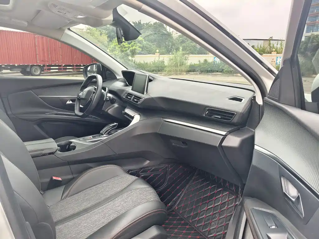 Peugeot 4008 — миниатюра 9
