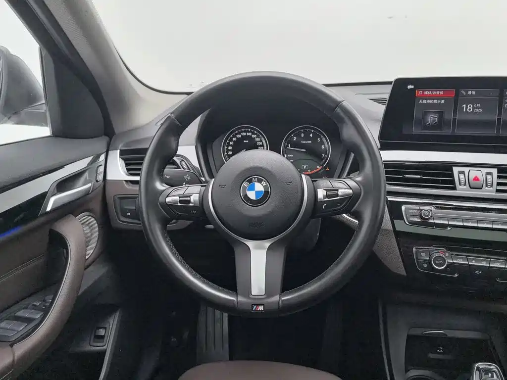 BMW X1 — миниатюра 11
