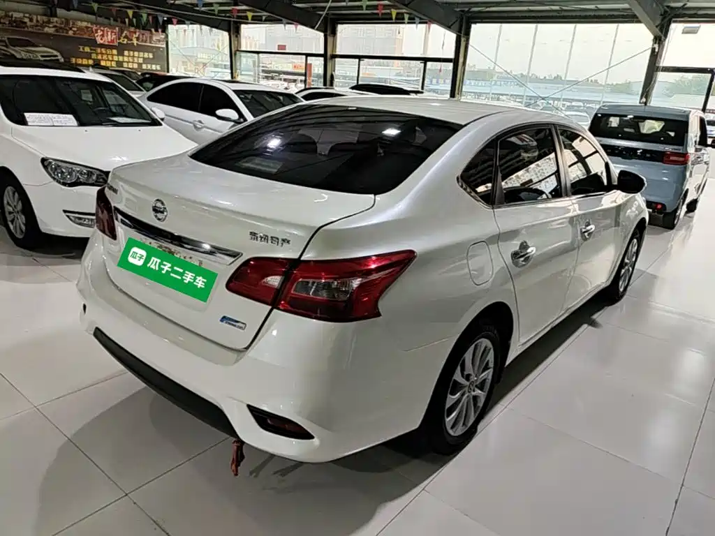 Nissan Sylphy — миниатюра 7