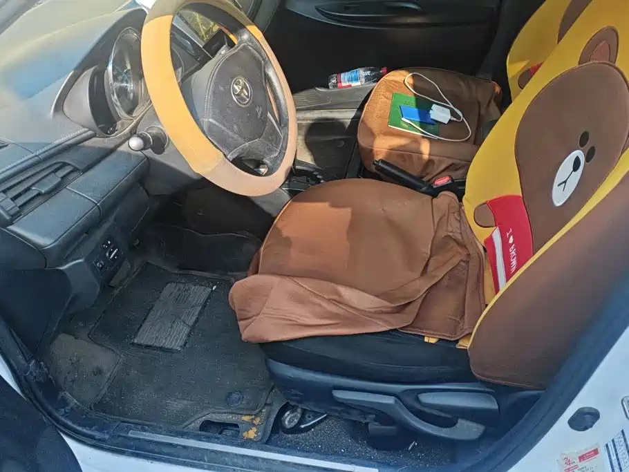Toyota Yaris L — миниатюра 9