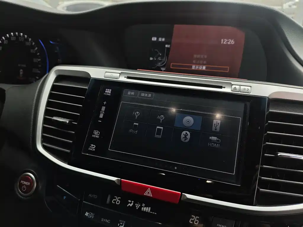 Honda Accord — миниатюра 16