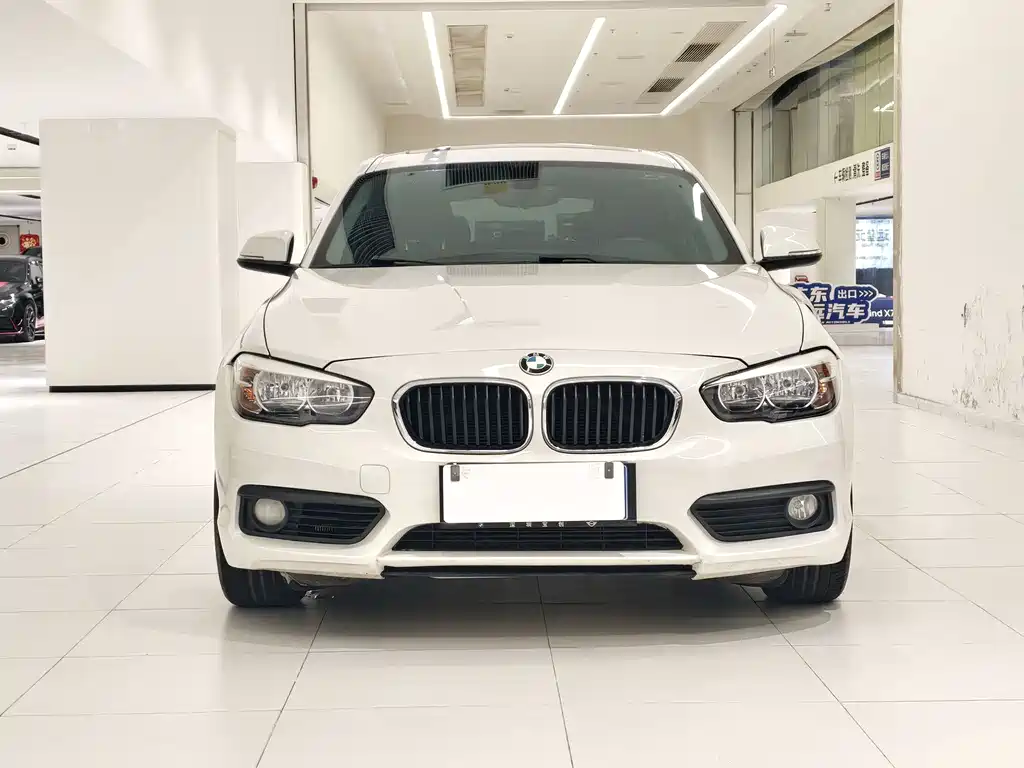 BMW 1 Series (Import) — миниатюра 2
