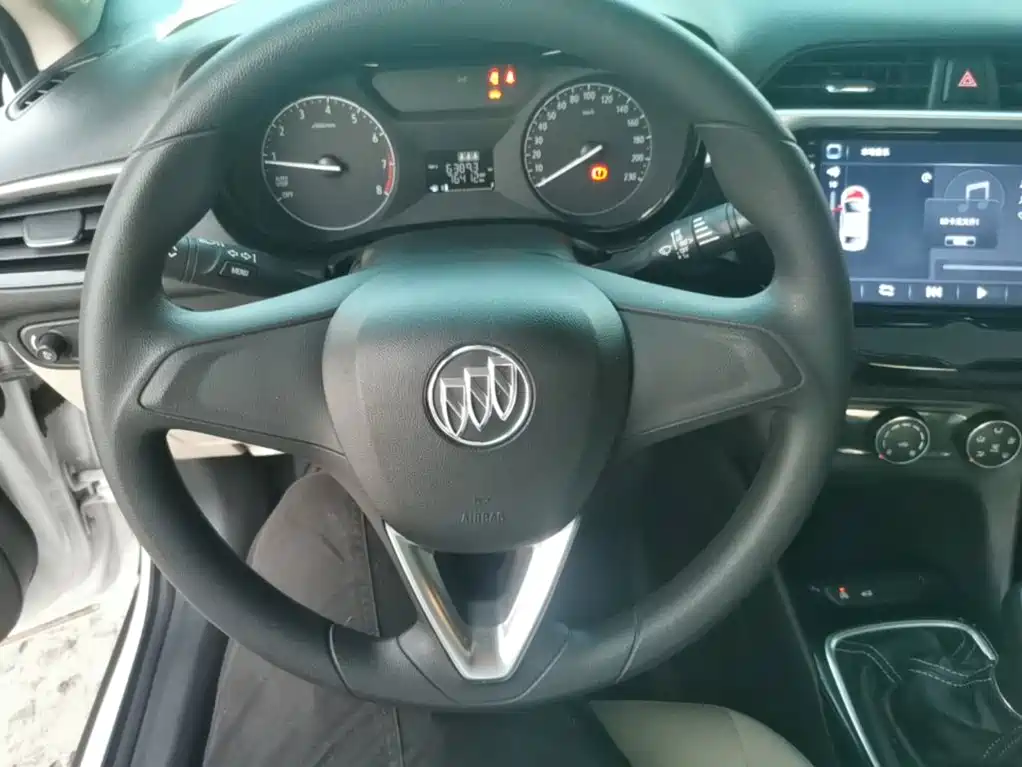 Buick Excelle — миниатюра 11