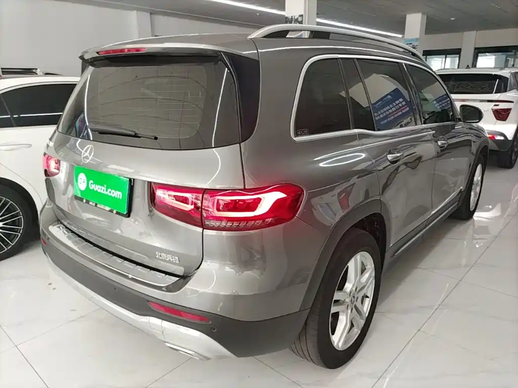 Mercedes-Benz GLB — миниатюра 7