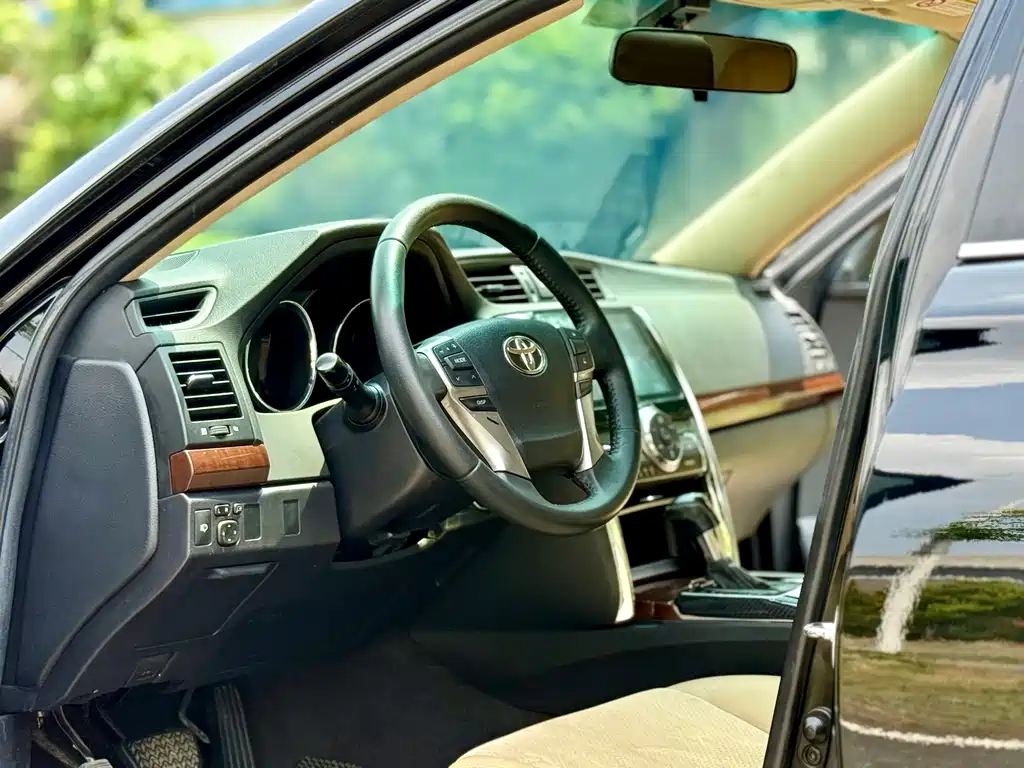 Toyota Reiz — миниатюра 11