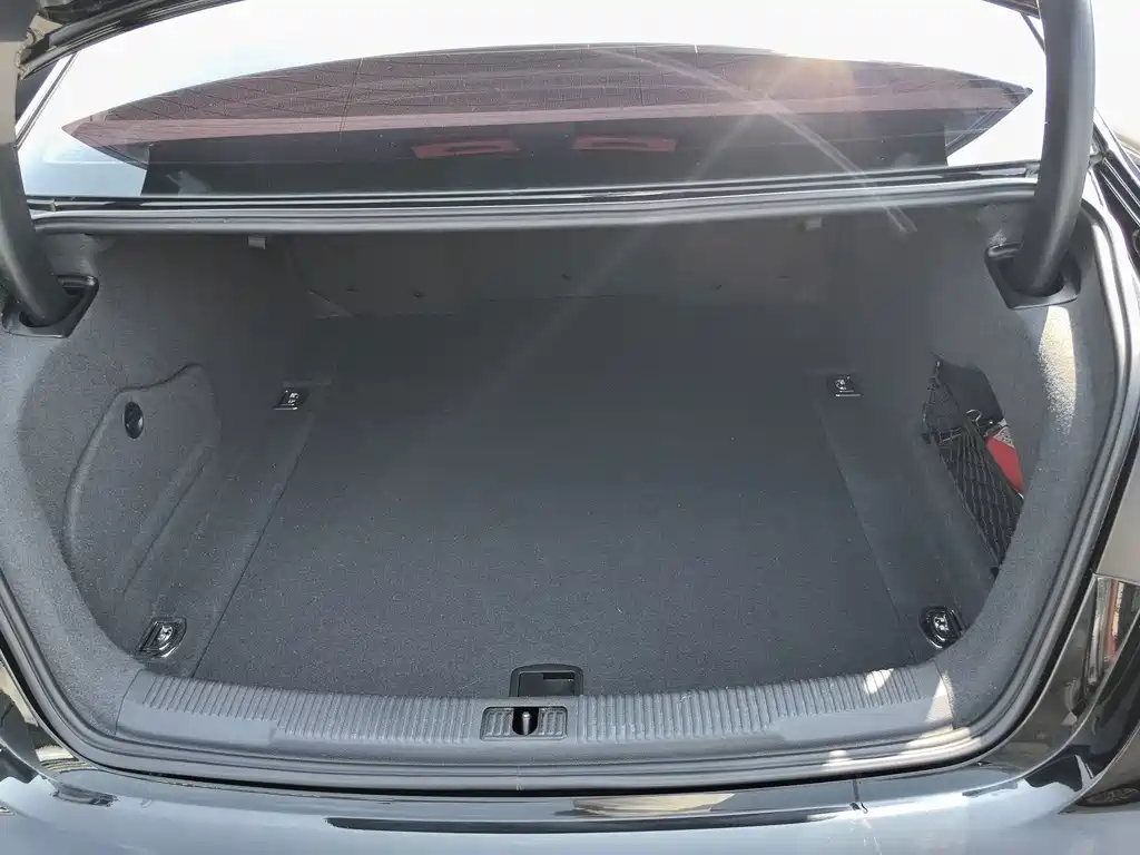 Audi A6L — миниатюра 14