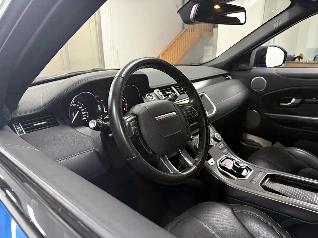Land Rover Evoque — миниатюра 9