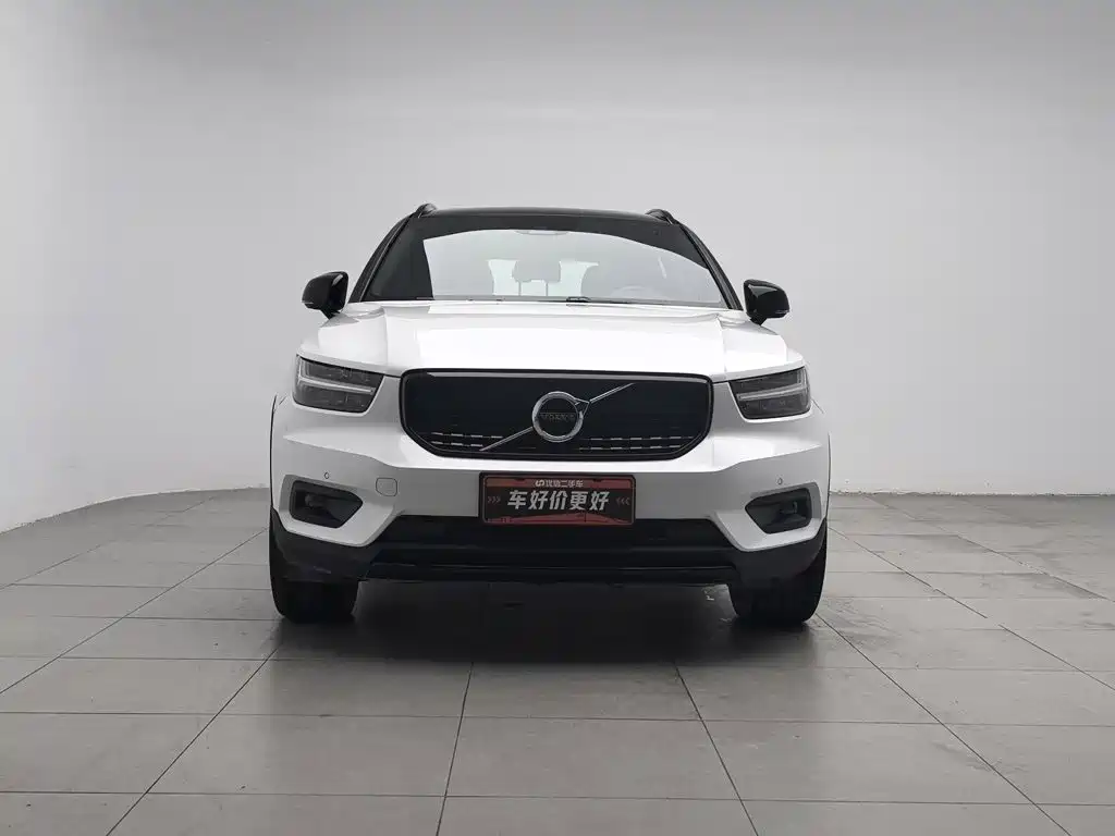 Volvo XC40 — миниатюра 3