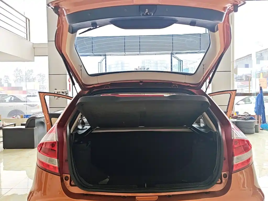 Chery Fengyun 2 — миниатюра 19