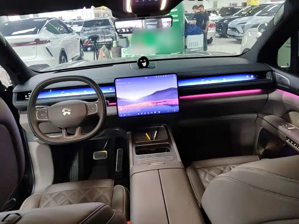 NIO ES8 — миниатюра 10