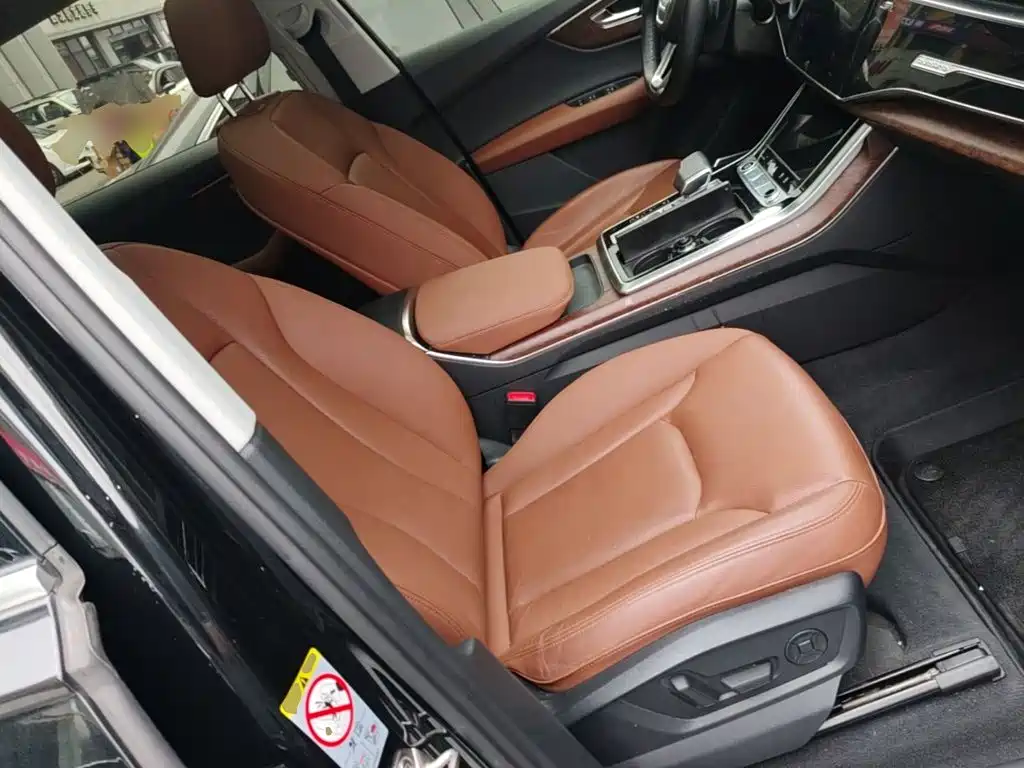 Audi Q7 — миниатюра 25