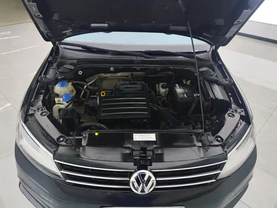 Volkswagen Sagitar — миниатюра 10