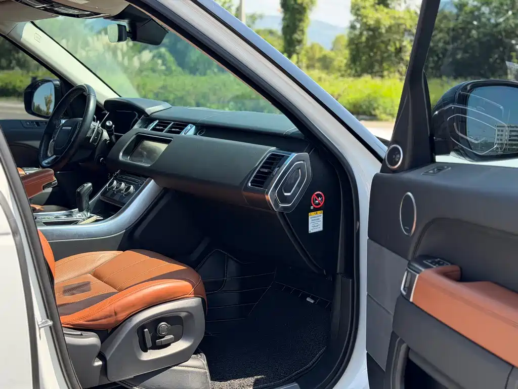 Land Rover Sport — миниатюра 9