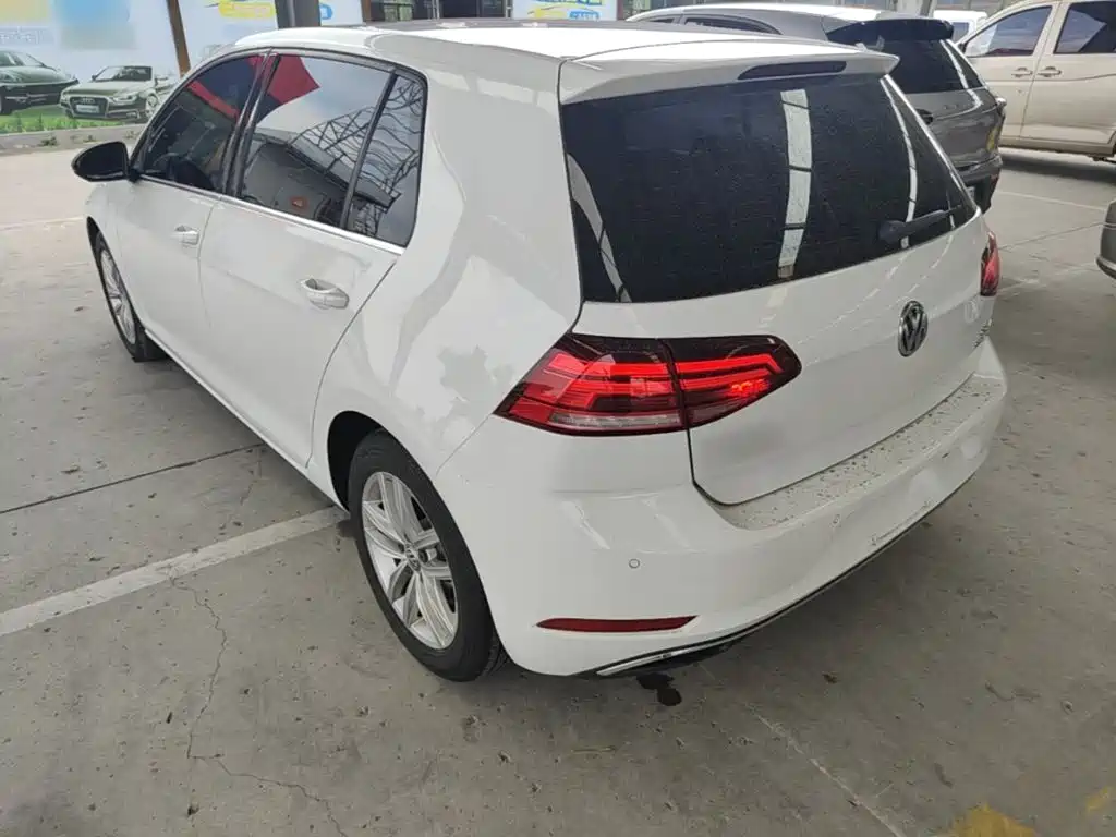 Volkswagen Golf — миниатюра 5