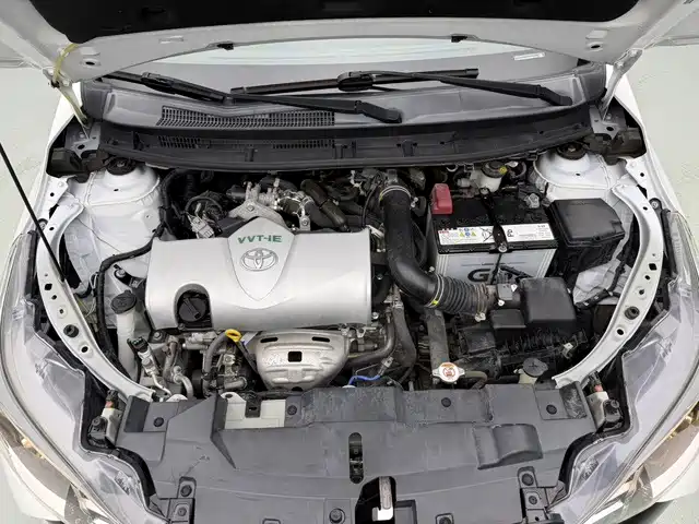 Toyota Yaris L — миниатюра 14