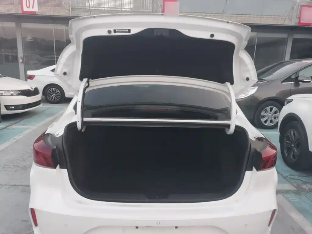 Changan Eado — миниатюра 19