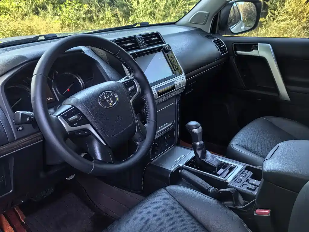 Toyota Prado — миниатюра 5