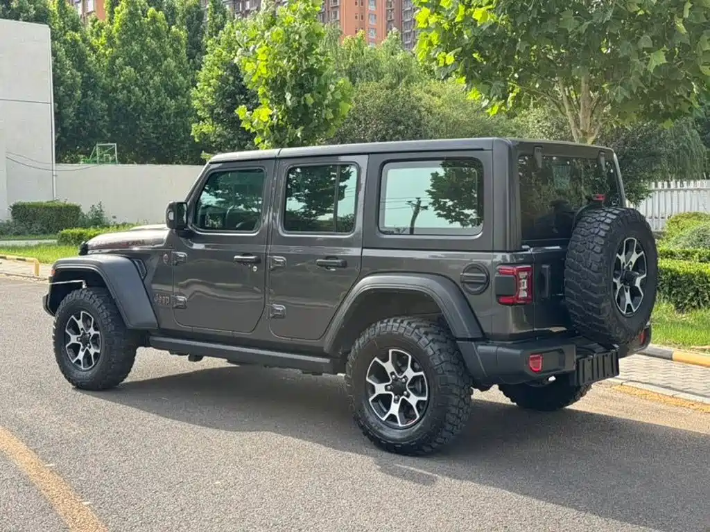 Jeep Wrangler — миниатюра 5