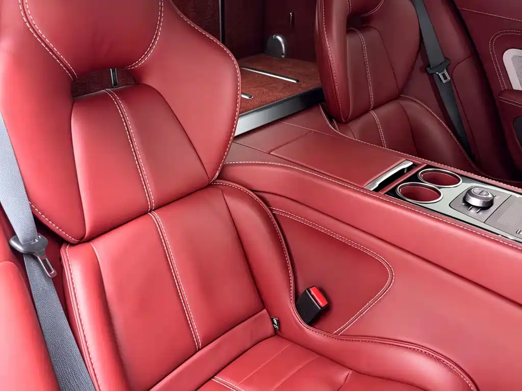 Aston Martin Rapide — миниатюра 26