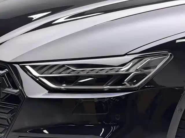Audi A7L — миниатюра 15
