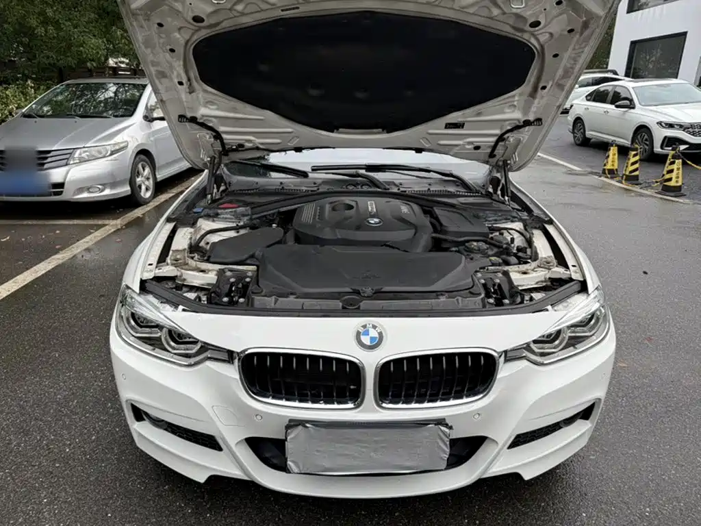BMW 3 Series — миниатюра 11