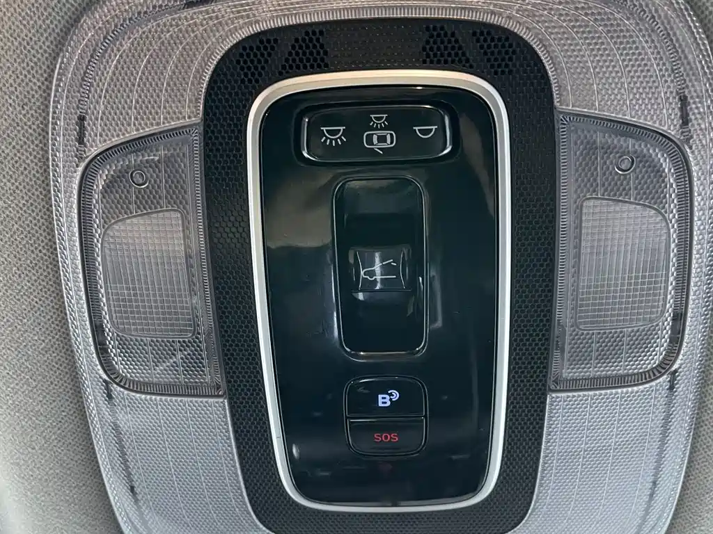 Hyundai Elantra — миниатюра 15
