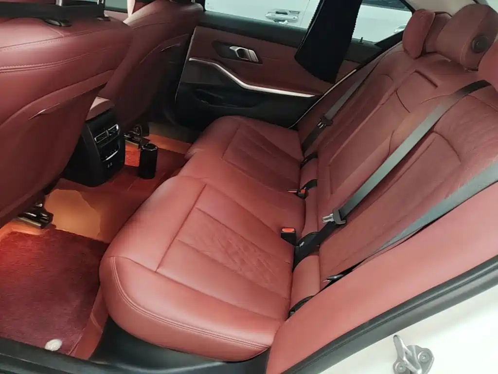 BMW 3 Series — миниатюра 17