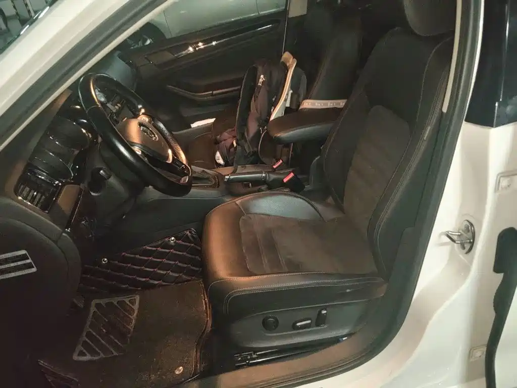 Volkswagen Sagitar — миниатюра 16