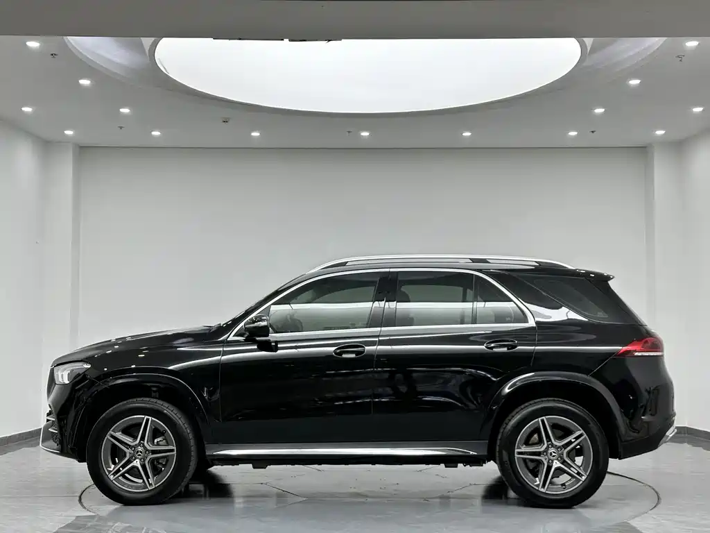 Mercedes-Benz GLE (Import) — миниатюра 6