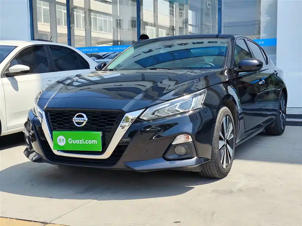 Nissan Teana 2022