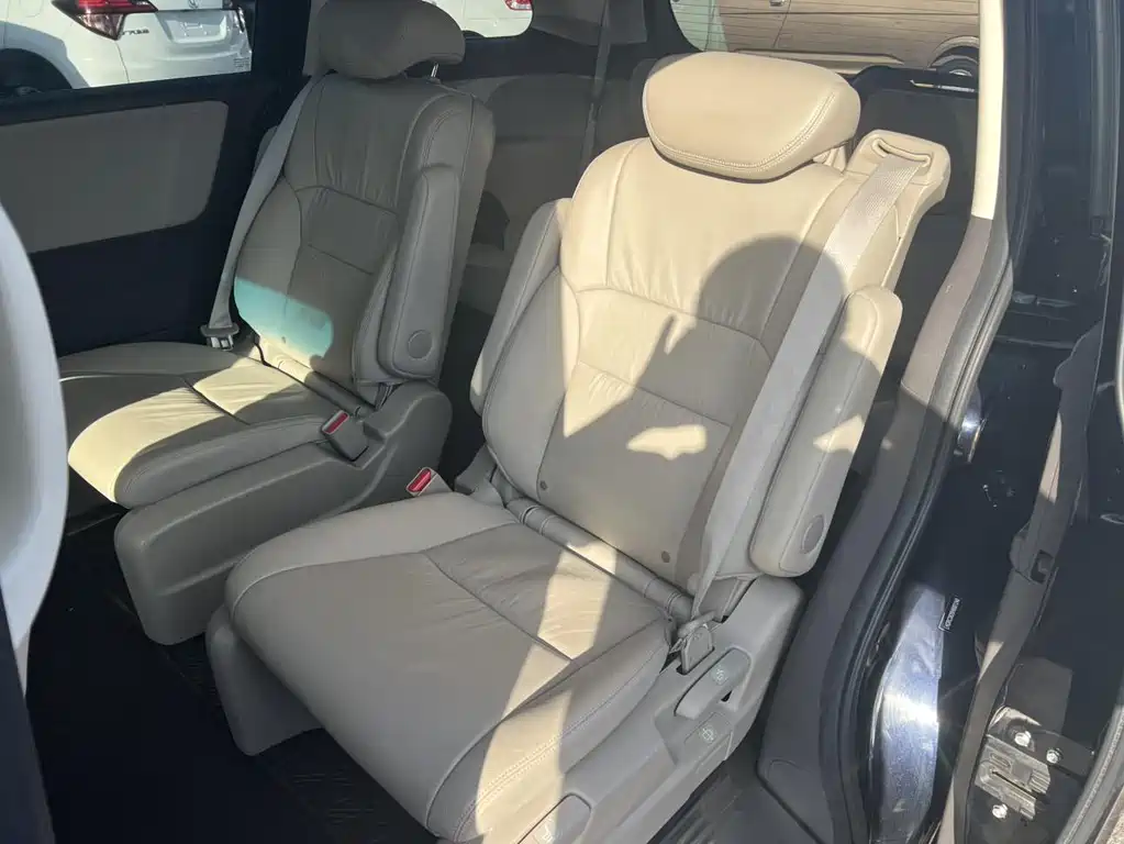 Honda Odyssey — миниатюра 9