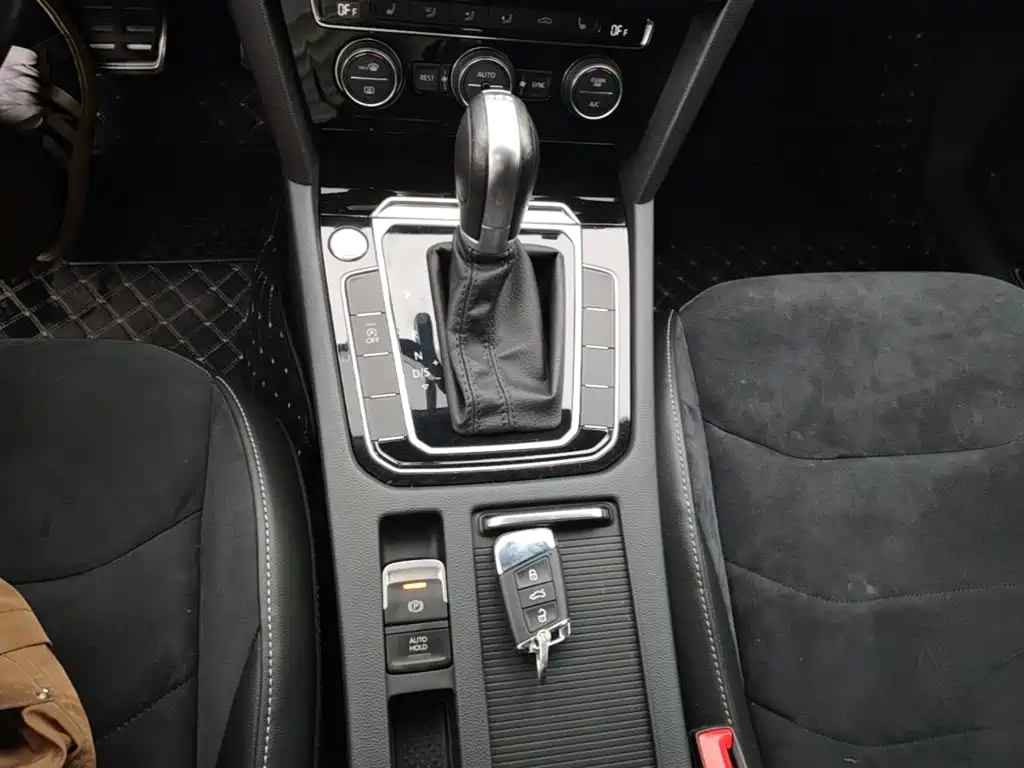 Volkswagen CC — миниатюра 14