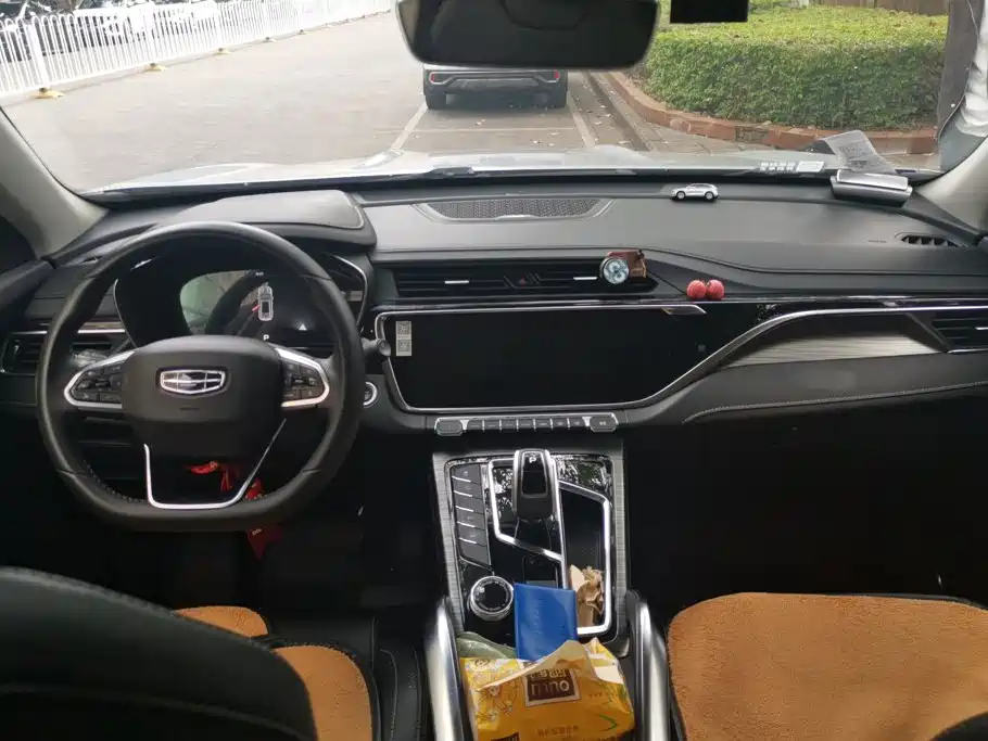 Geely Boyue — миниатюра 12