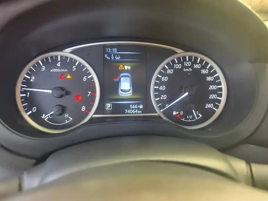 Nissan Tiida — миниатюра 14