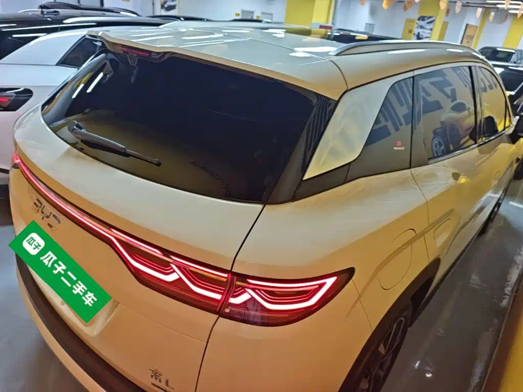 BYD L DM-i — миниатюра 7