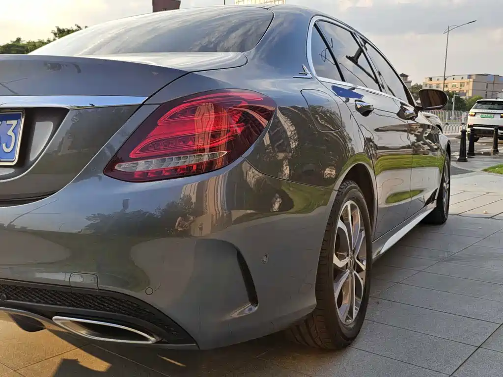 Mercedes-Benz C-Class — миниатюра 9