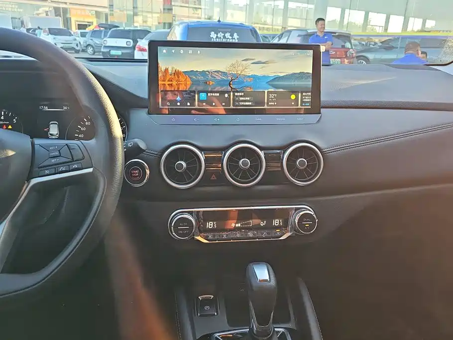 Nissan Qashqai — миниатюра 13