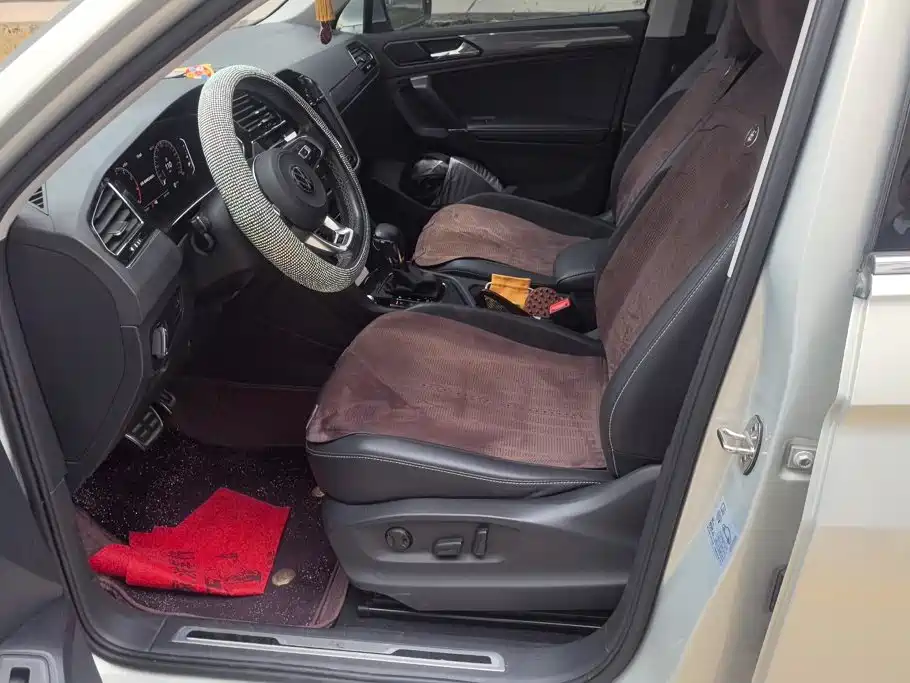 Volkswagen Tiguan L — миниатюра 9