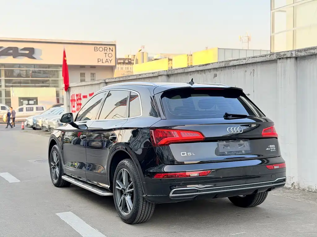 Audi Q5L — миниатюра 10
