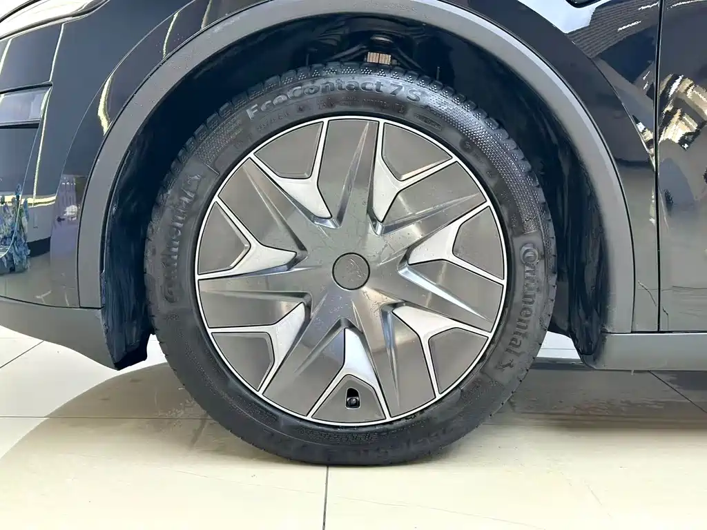 Tesla Model Y L — фотографии объявления, Фото 22