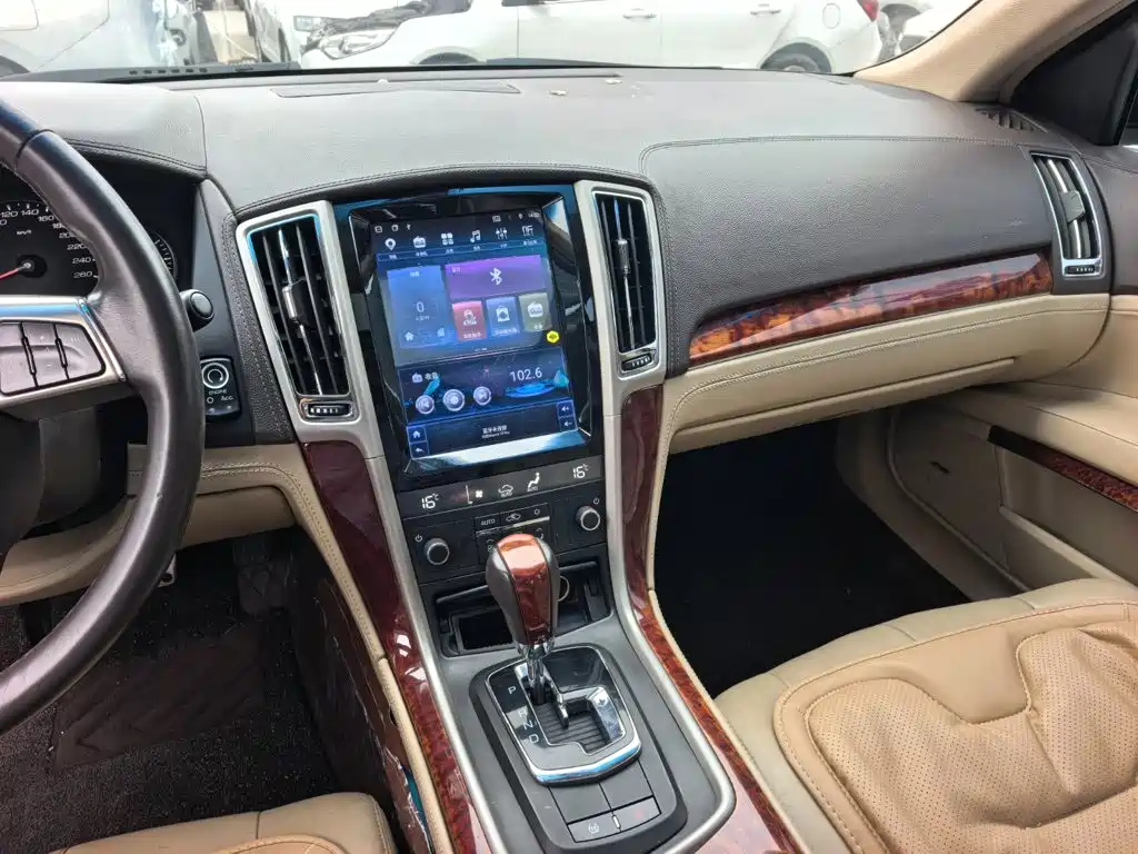 Cadillac SLS — миниатюра 14