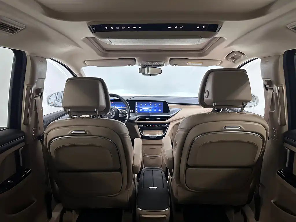 Buick GL8 Hybrid — миниатюра 13